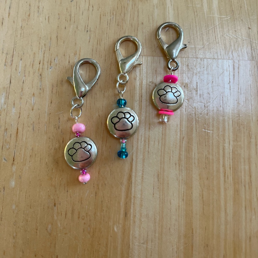 🐾Pet collar charm-pick your color!